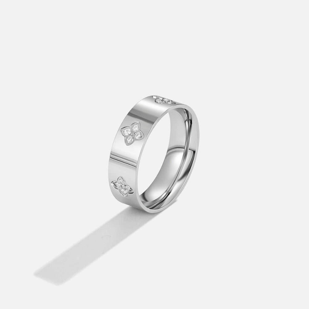 Silver Crystal Clover Band Ring