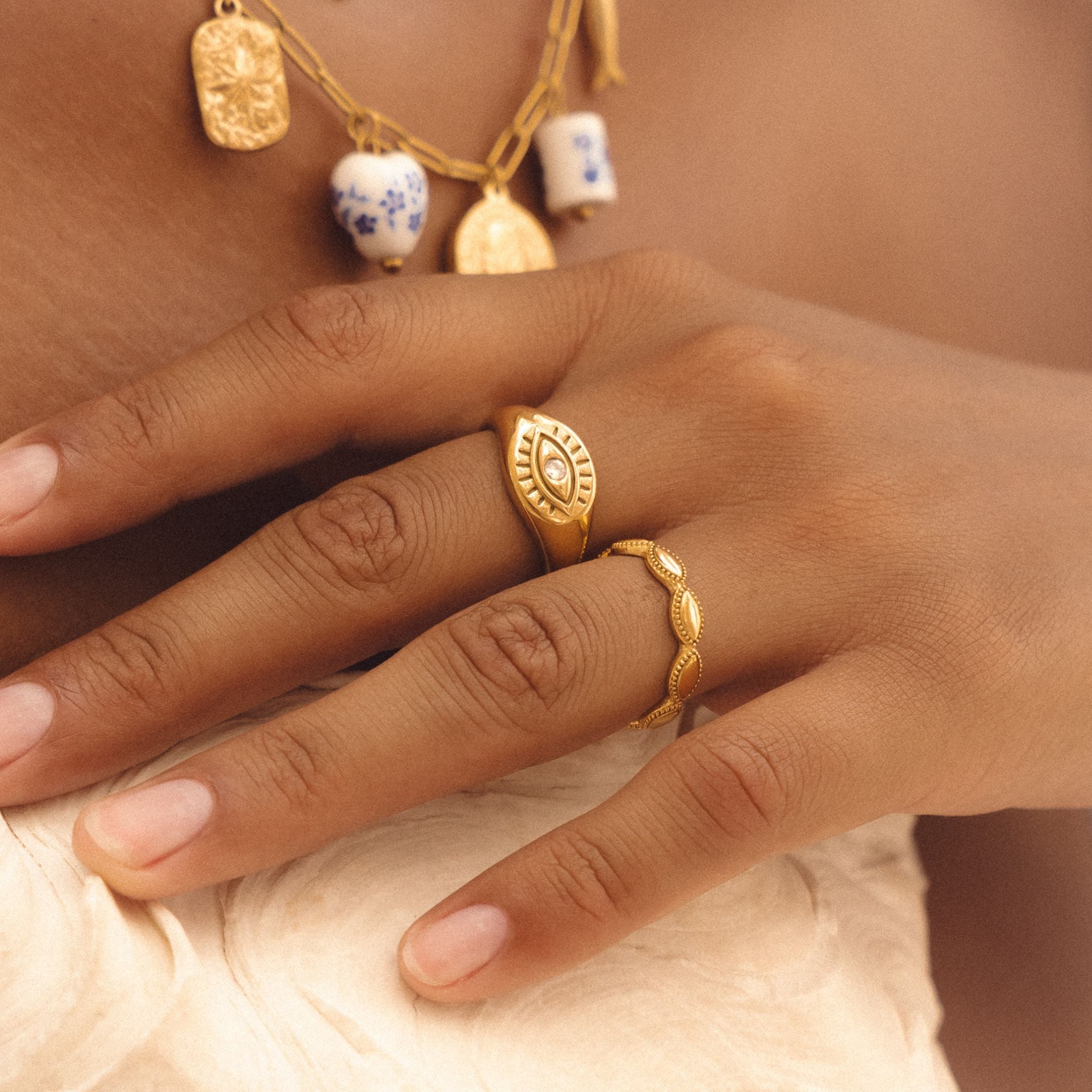 Aphrodite Ring